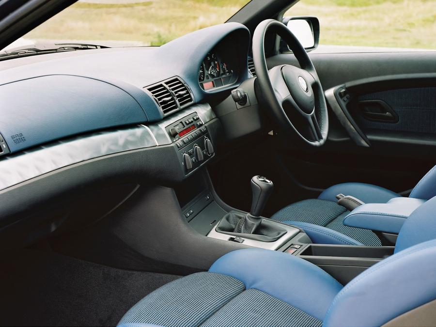  BMW 325ti Compact 2001 года  (UK) (фото 7 из 9)